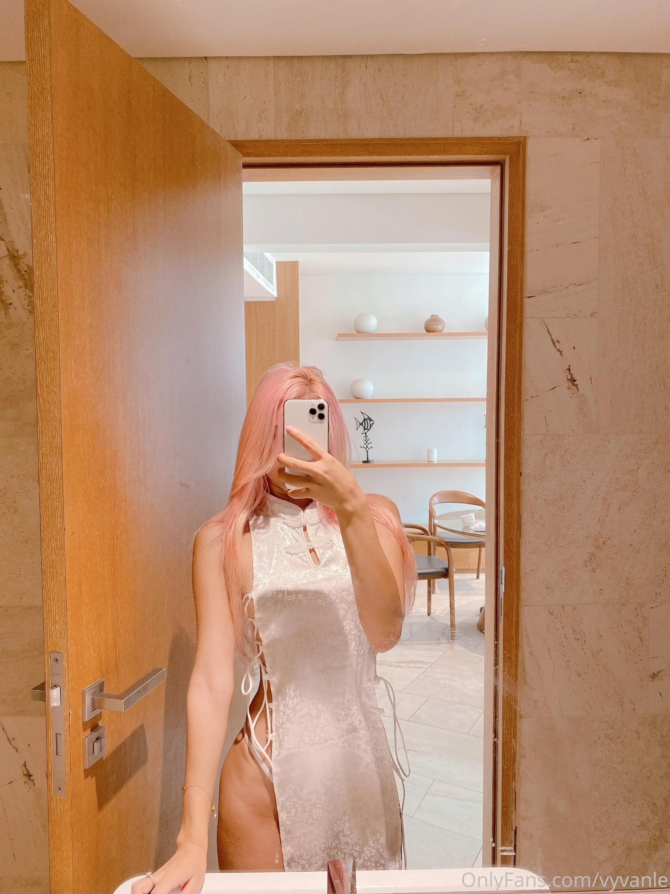 图片[2]-Vyvan Le 2021 Sept PPV – White Qipao set-AQA.CC